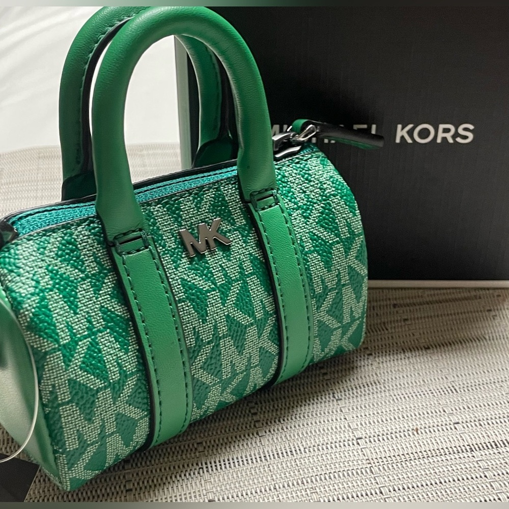 Michael Kors | Nano Green Duffle Key Fob | Monogram Canvas & Leather | NIB - Picture 12 of 14